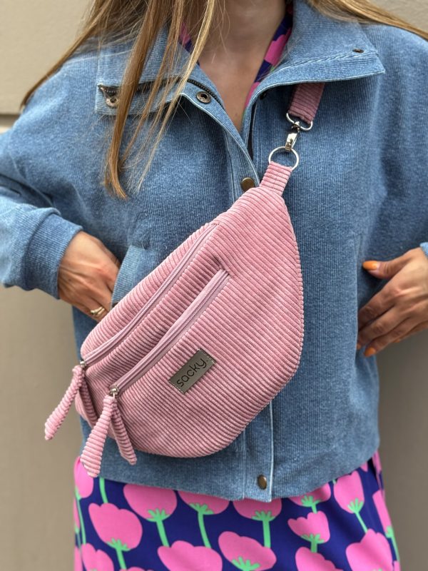 Sztruksowa nerka fall róż