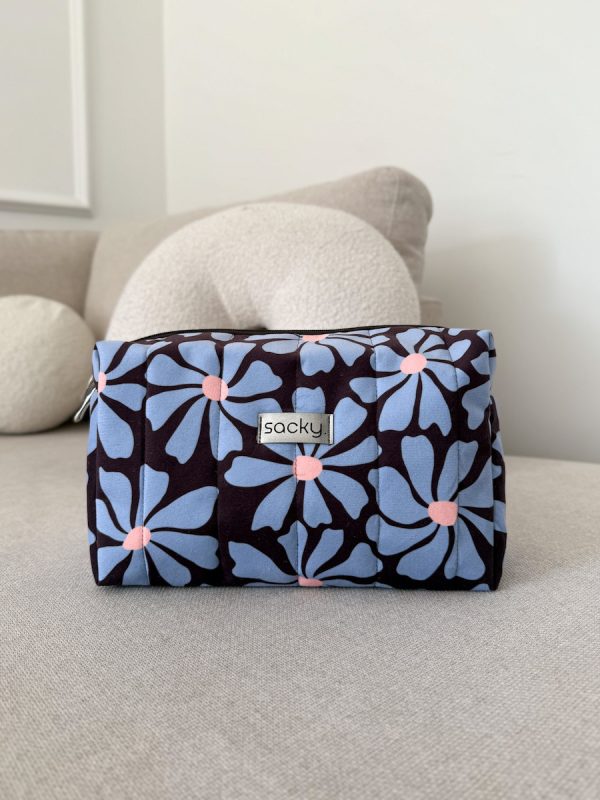 Kosmetyczka pikowana margaretka błękit Kosmetyczka pikowana margaretka błękit