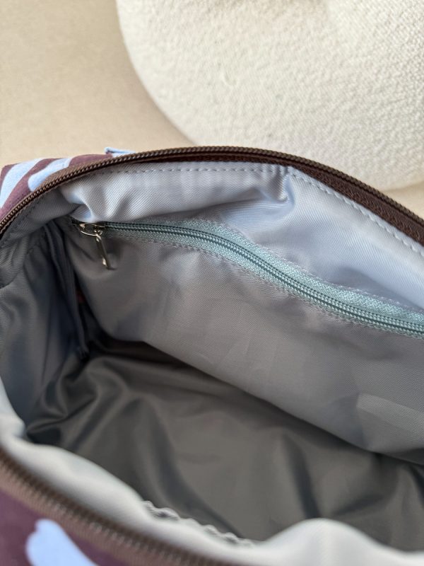 Kosmetyczka pikowana margaretka błękit2 Kosmetyczka pikowana margaretka błękit