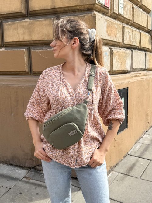 Welurowa nerka miejska khaki