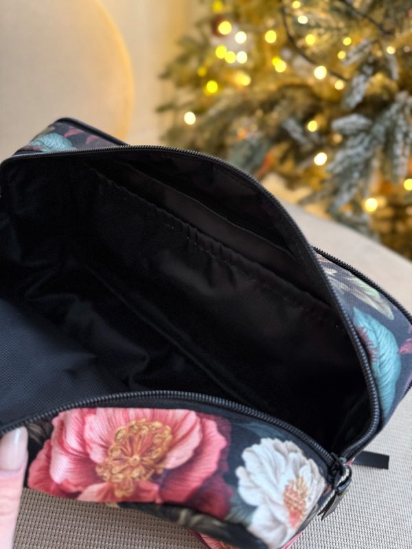 Wodoodporna kosmetyczka kompass dark peony