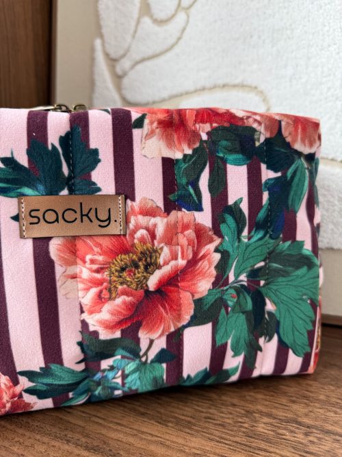 Kosmetyczka pikowana karmin