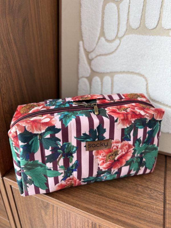 Kosmetyczka pikowana karmin