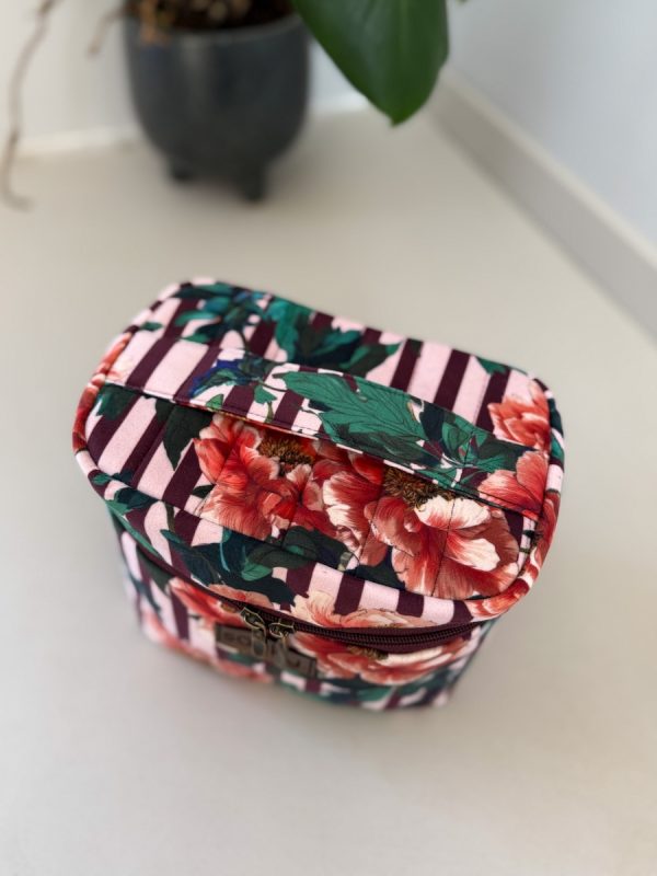 Kosmetyczka podróżna karmin