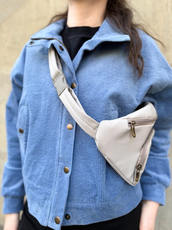 wodoodporna nerka miejska w kolorze cloud